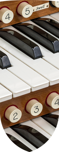 Keyboard and drawknobs of a Johannus LiVE 3T-A digital organ